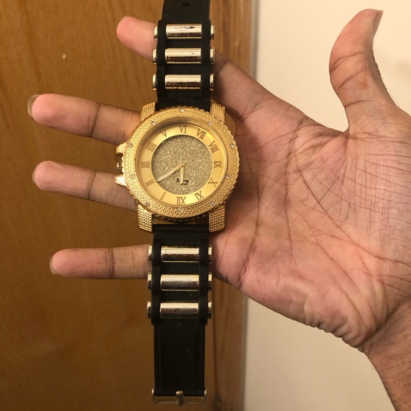 Watch - Picture 4 of 6